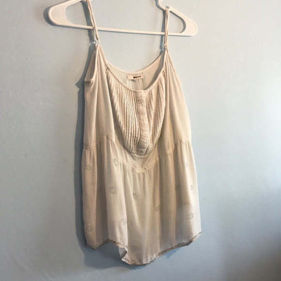 LAmade White Cami with Shimmer Details on Front M - Picture 5 of 8